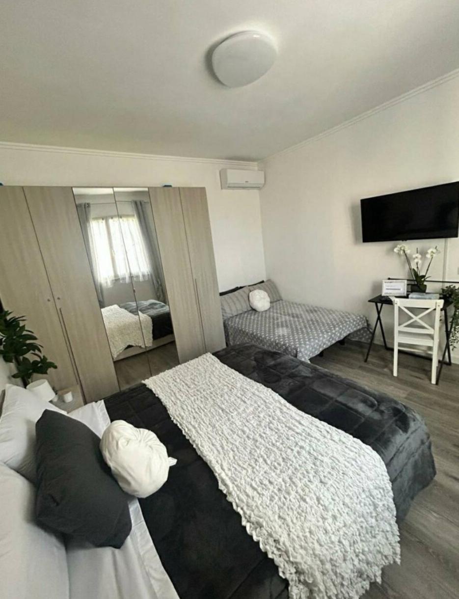 Sweet Home Fco Airport Roma Fiumicino Habitación foto